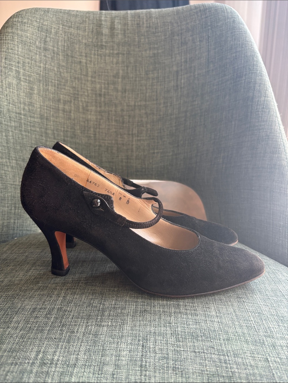 Ferragamo Classic Black Suede Mary Jane Heels Womens 8 pumps timeless shoes